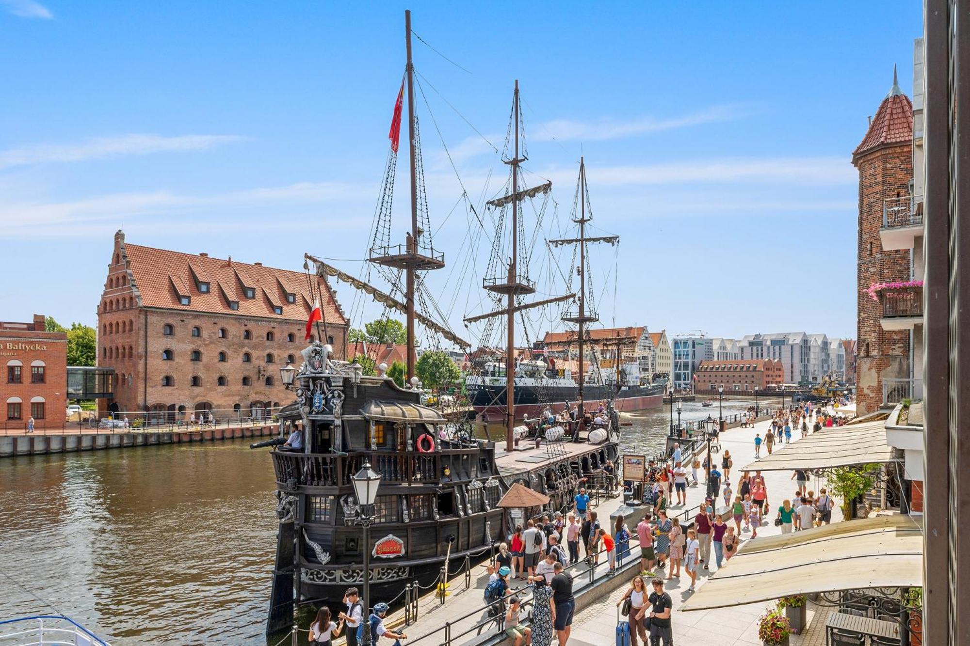 Downtown Apartments Perfect View Symfonia Gdansk Bagian luar foto